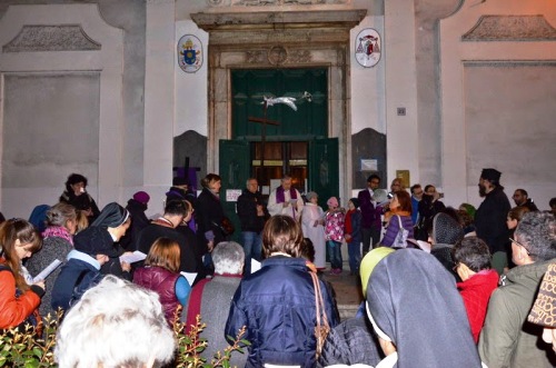 Греко-католики участь у спільній Хресній Дорозі вулицями Рима (ФОТО)